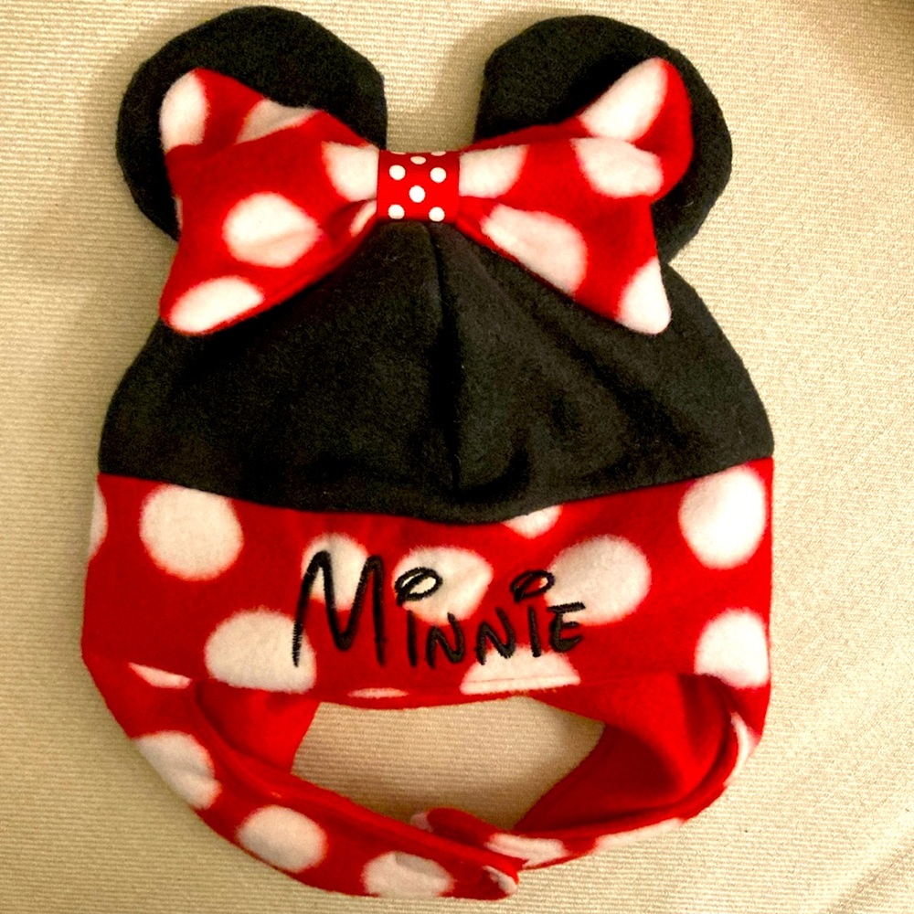 Handmade Minnie winter hat! Never worn!